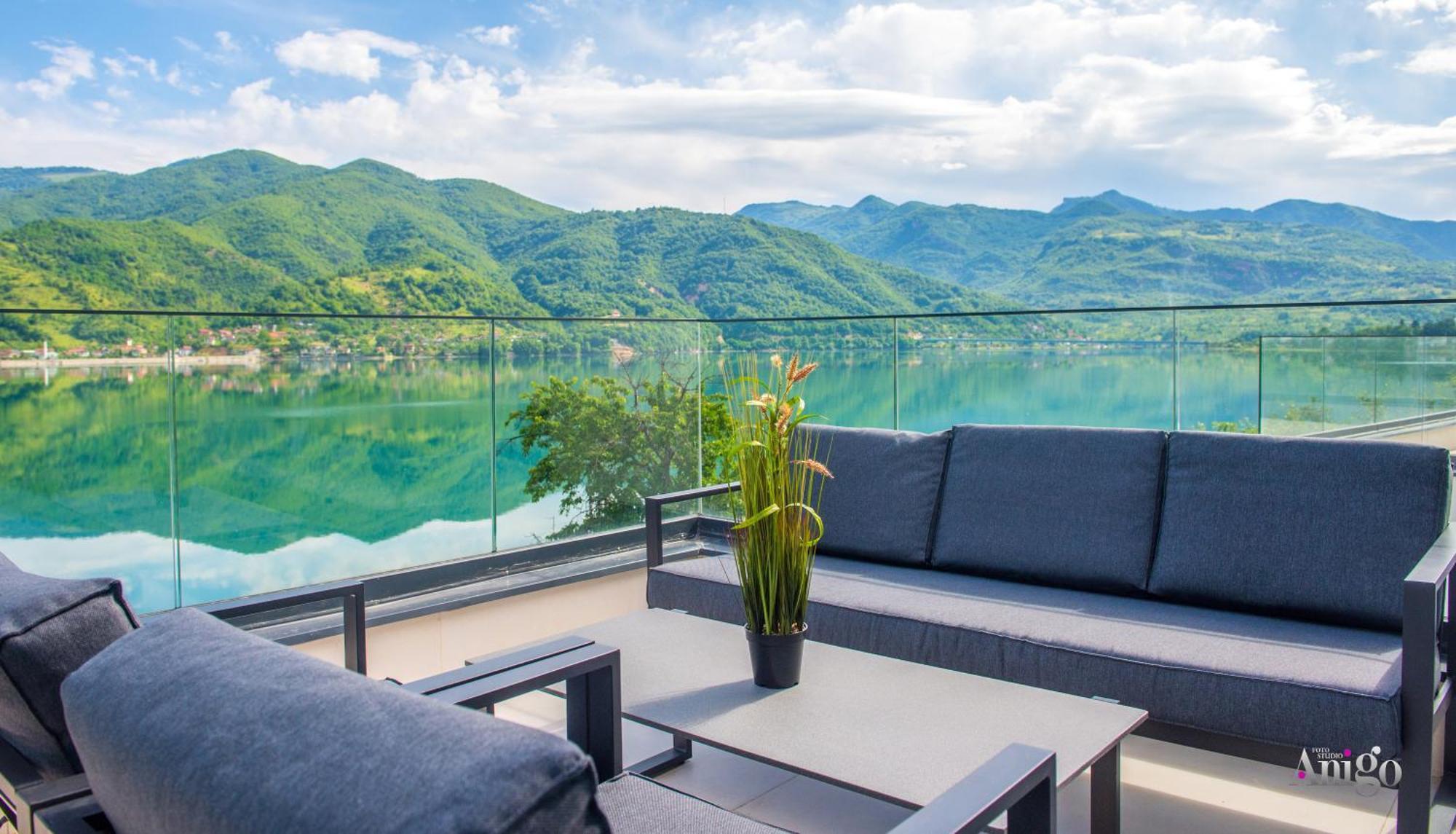 Royal Terrace Apartments Konjic Buitenkant foto