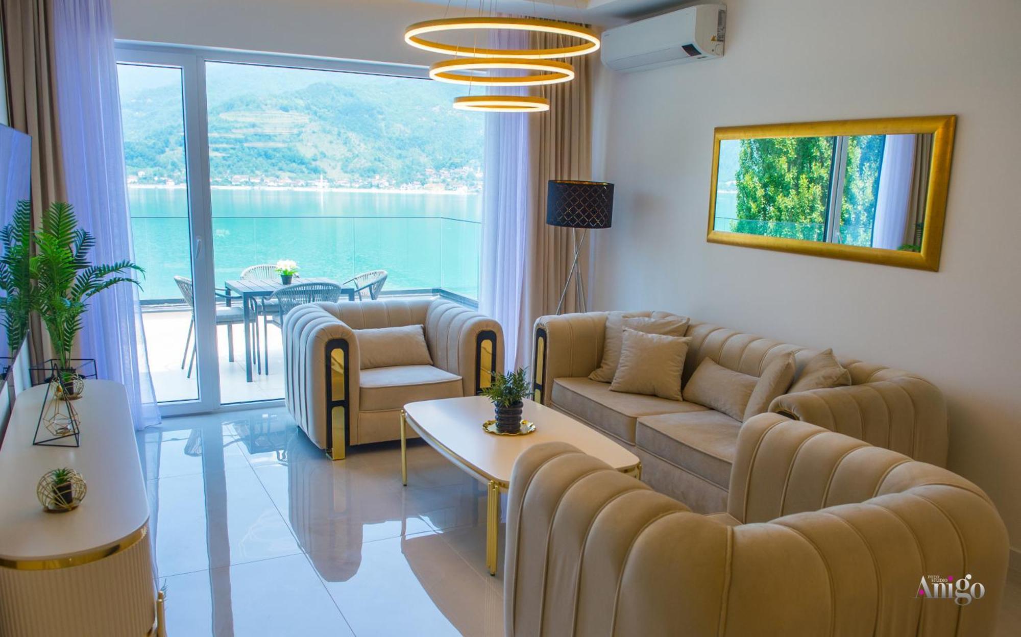 Royal Terrace Apartments Konjic Buitenkant foto